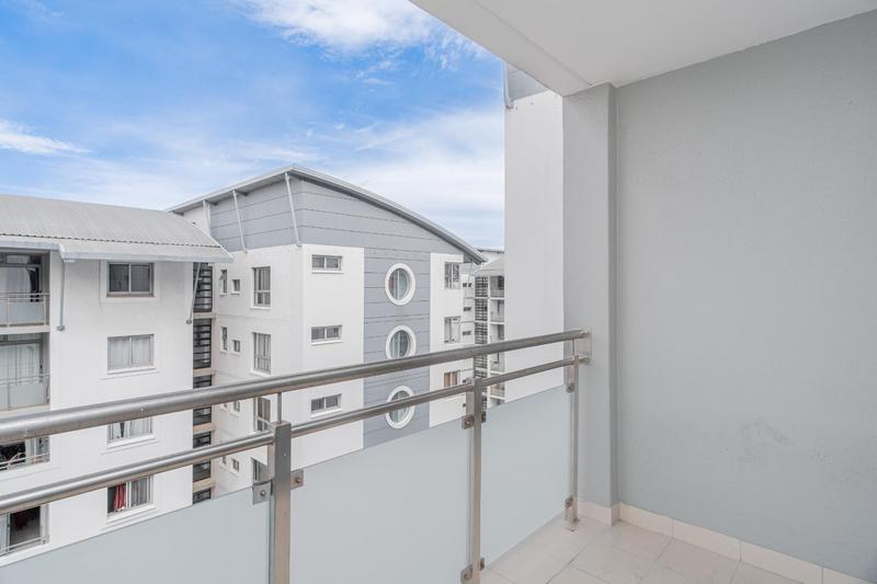 2 Bedroom Property for Sale in Claremont Western Cape